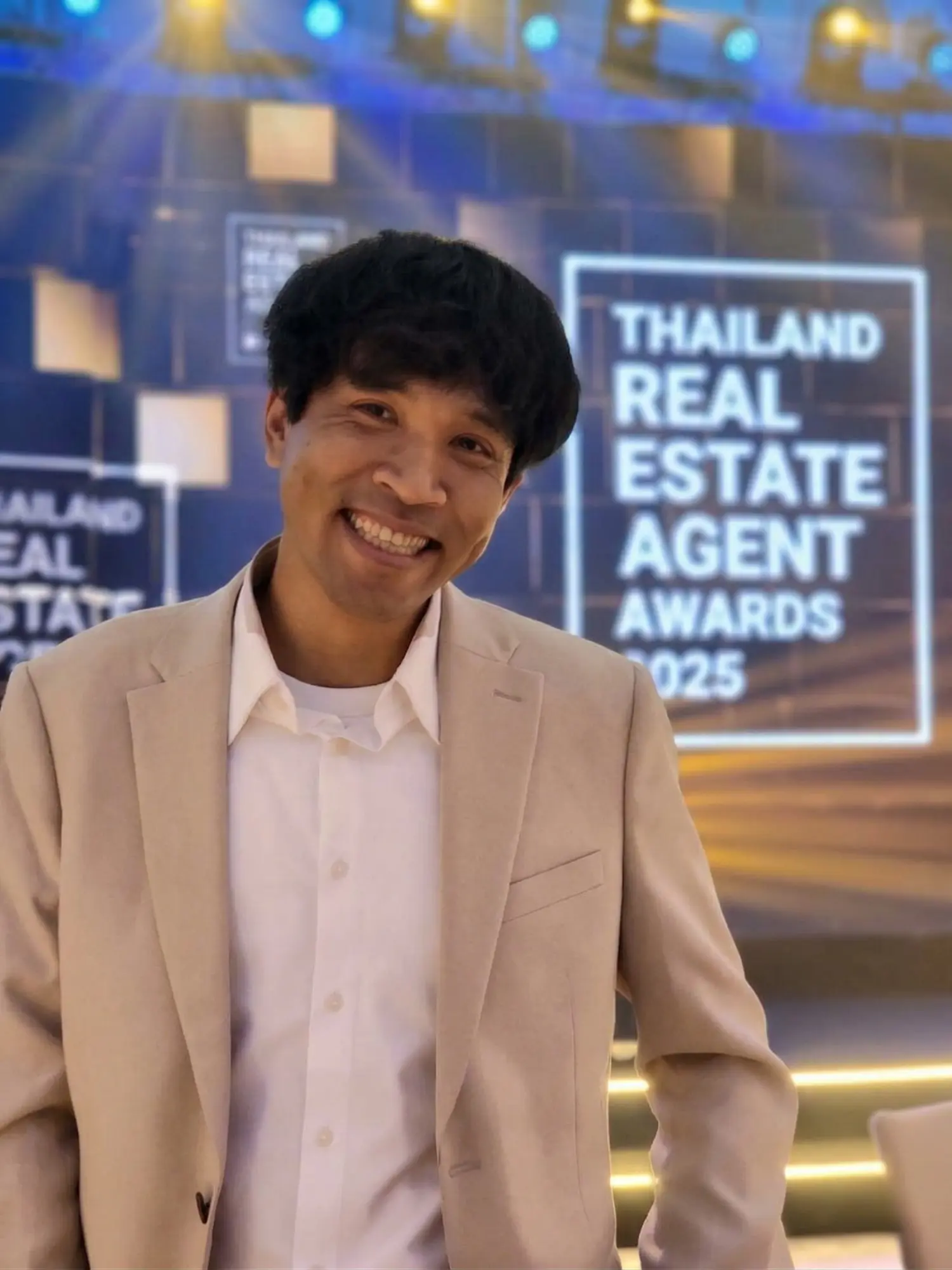 Komgrit Jansungnoen (Bas)